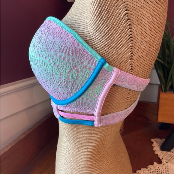 Victoria’s Secret Bikini Top - Picture 3 of 6